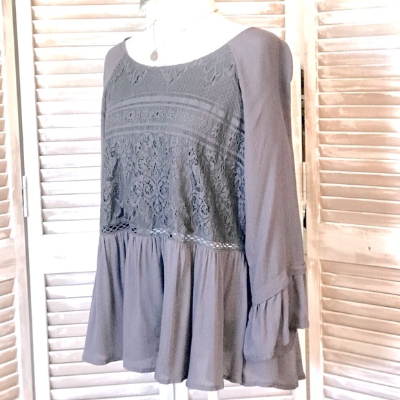 BEAUTIFUL TOP IN SLATE - Picture 2 of 8